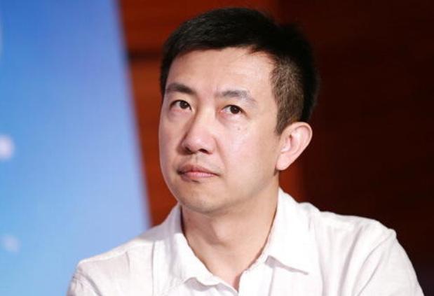 鄢颇为什么不娶李小冉娶梅婷,李小冉前男友鄢颇和梅婷的关系