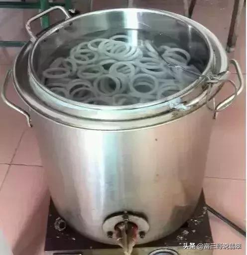 行家详解翡翠上蜡和浸蜡的问题，这两种情况可不能混为一谈