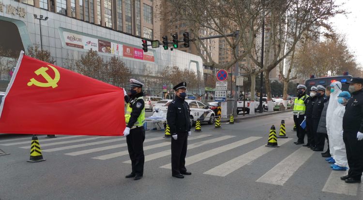 疫情检查站的党旗,疫情防控站点党旗