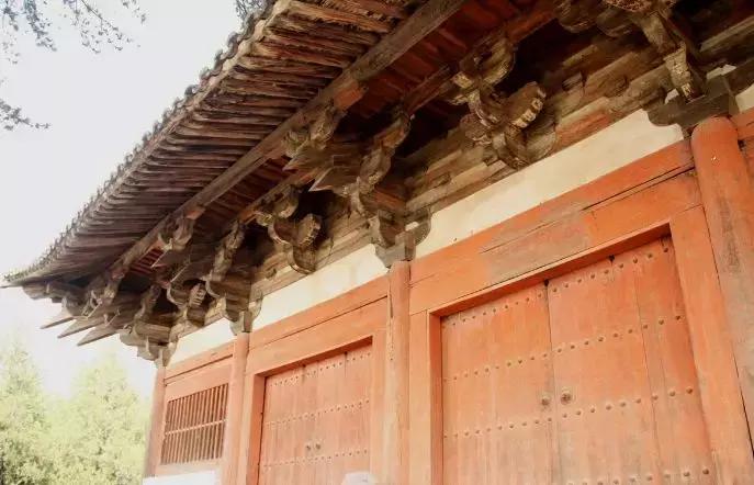 中国古建筑榫卯结构屋顶,墙倒屋不塌是怎么回事