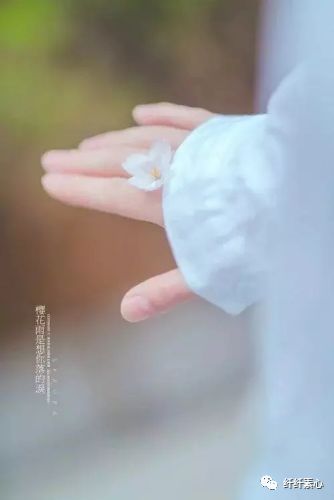 日子虽然平淡但很幸福的句子,平淡的日子就是最好的日子