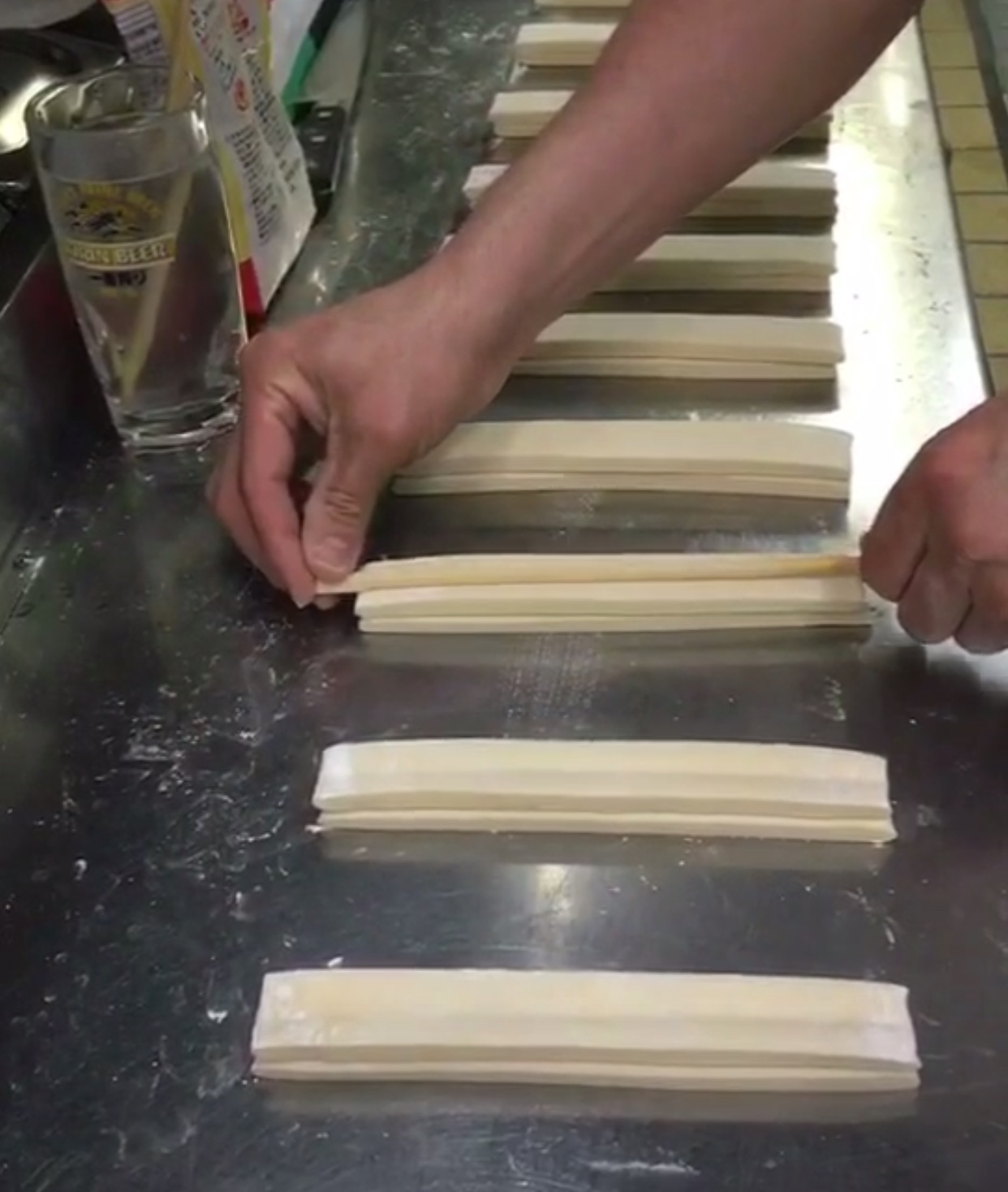 油条技术配方倾囊相授，比例精确，做法详细。