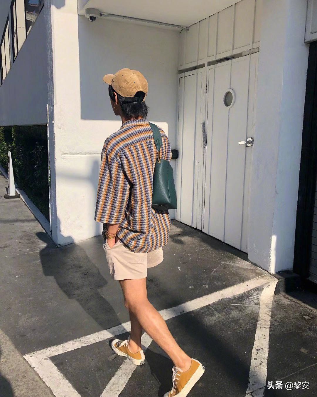 林允穿高档运动鞋,林允穿什么运动鞋