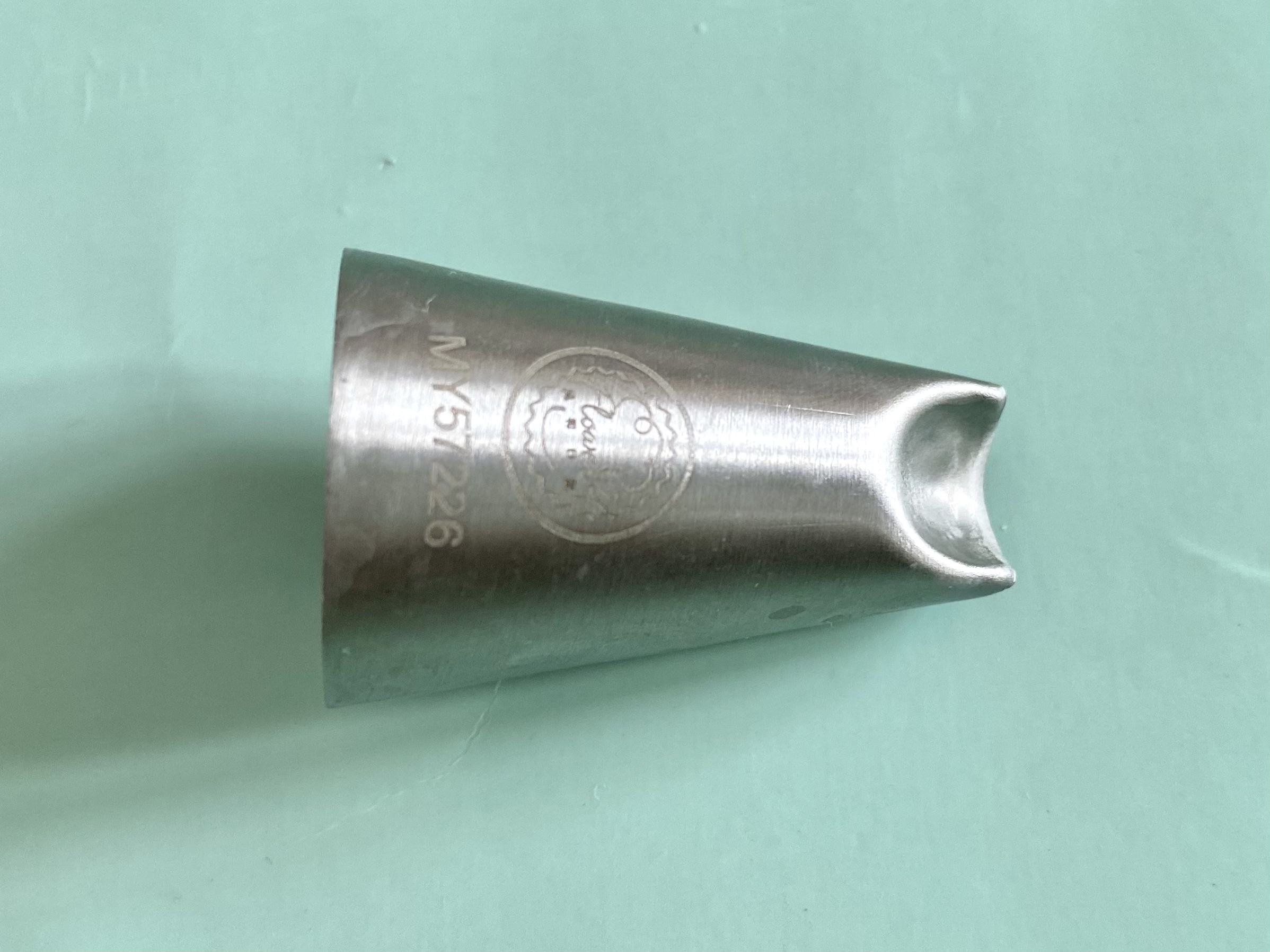 动物奶油裱花基础知识和手法,巧克力蛋糕裱花基础手法