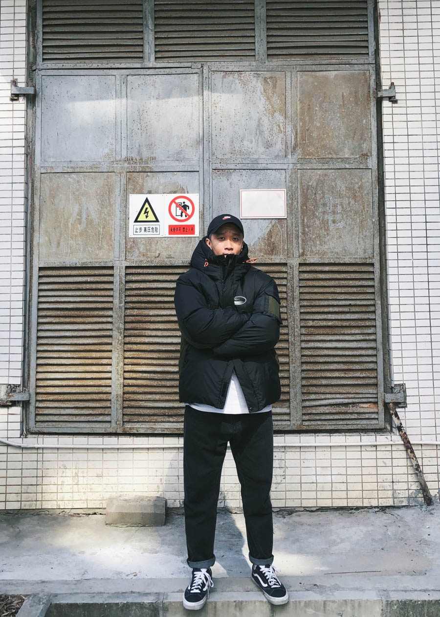 羽绒服选购及穿搭技巧分享,怎么选羽绒服才穿得好看