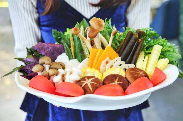 鱼掌门火锅店加盟,开火锅店利润如何