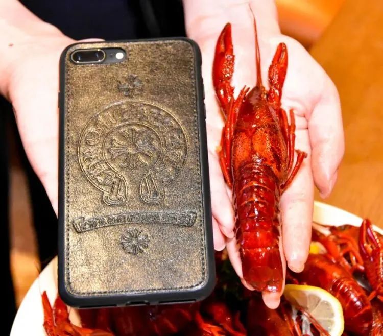 夏日盛宴小龙虾,夏季小龙虾盛宴抖音团购