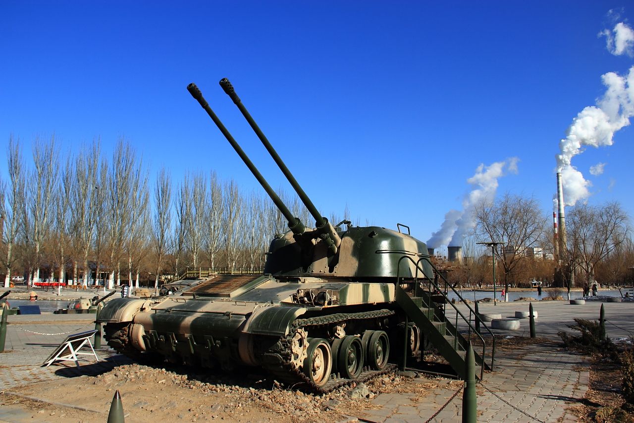 今天唐人介绍一下自己的家乡，包头市又名“鹿城”