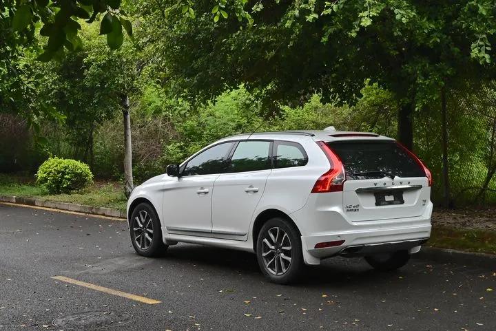 二手沃尔沃xc60价格10万到15万,沉浸式体验准新二手沃尔沃xc60