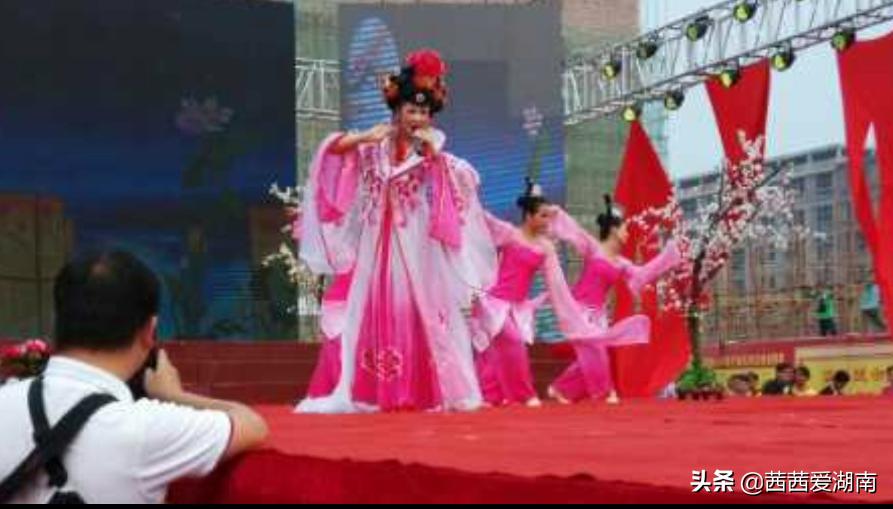 绁佷笢鍘跨櫧鍦板競闀囩７鑲ュ巶,绁佷笢鐧藉湴甯傜７鑲ュ巶