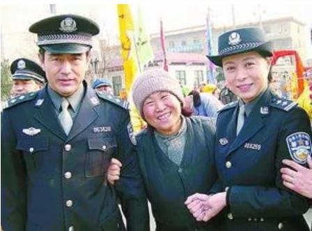 从抑郁症患者到中国第一位“百亿票房女龙套”，苇青经历了什么？