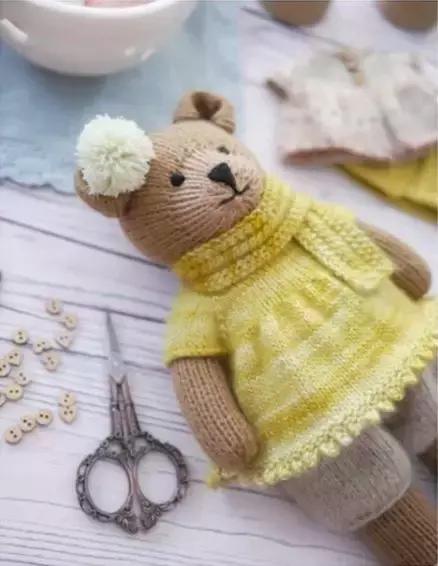 小熊娃娃的衣服编织,玩偶娃娃斗篷裙子编织教程