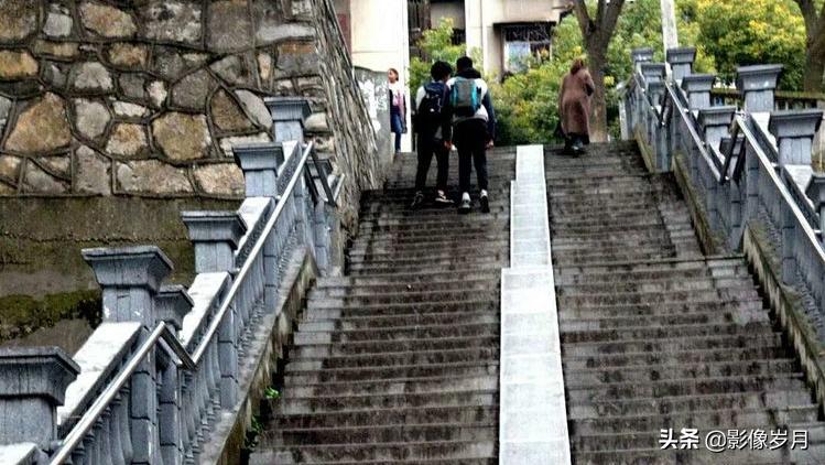 葛洲坝六中怎么样,葛洲坝六中在哪里