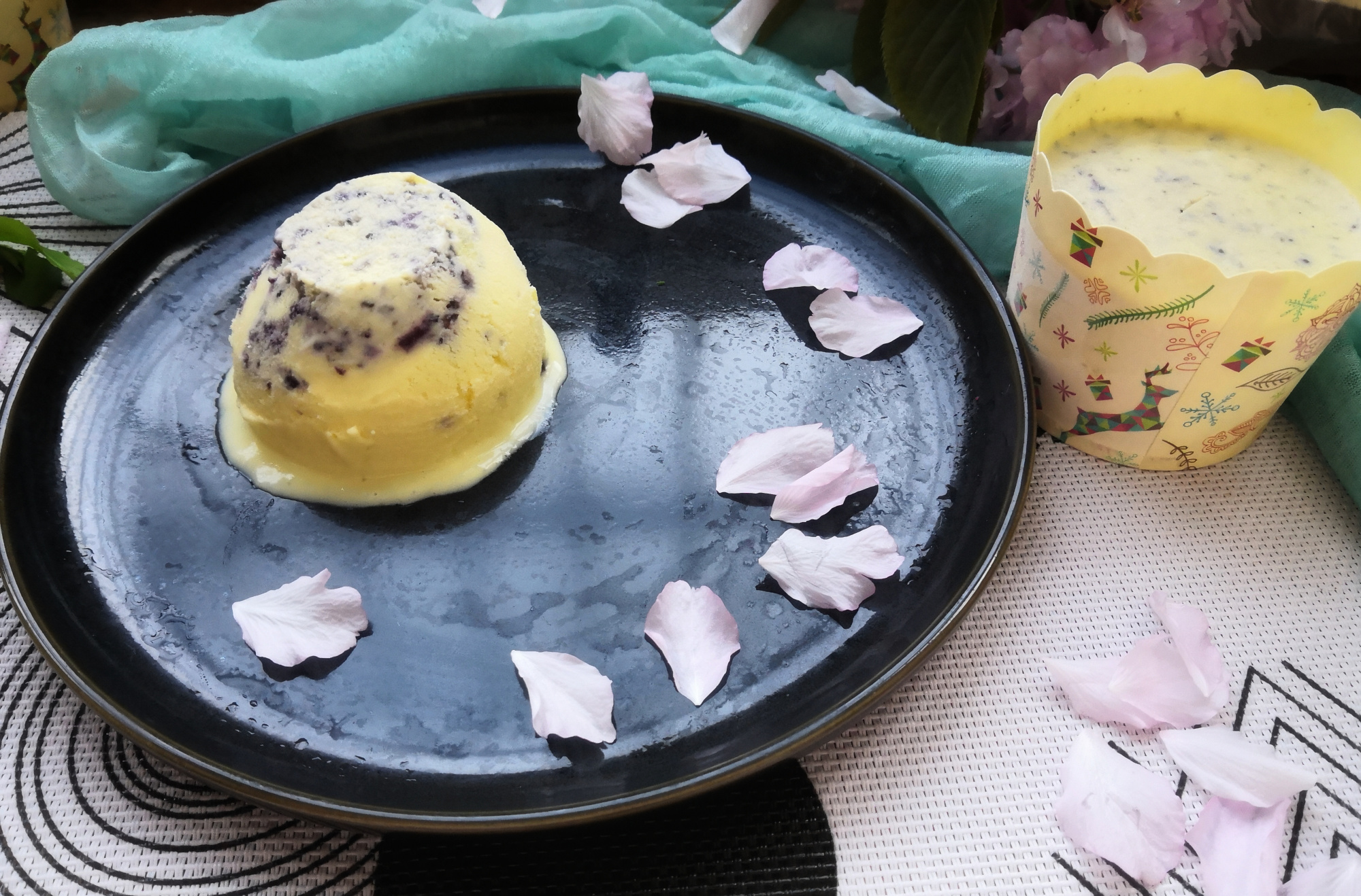 想吃冰淇淋不用出去买教你在家做,想吃冰淇淋不用买教你一招