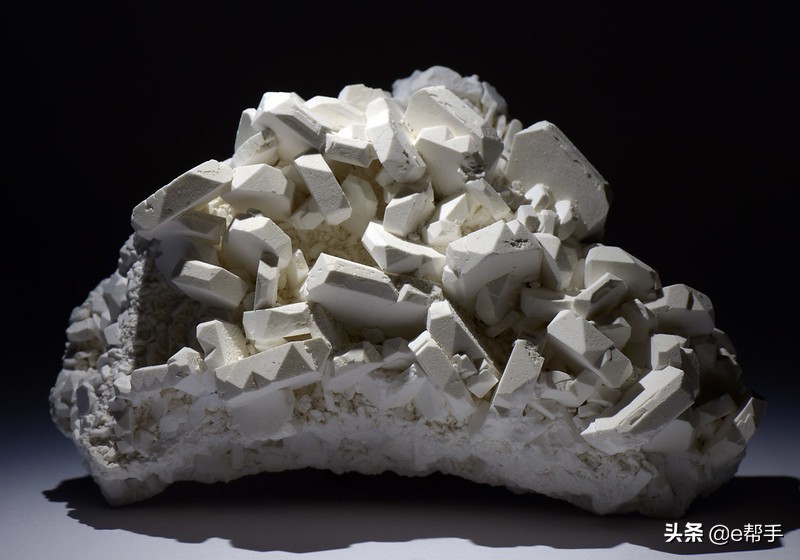 对于过敏患者，使用醋、小苏打清洗衣物安全吗？