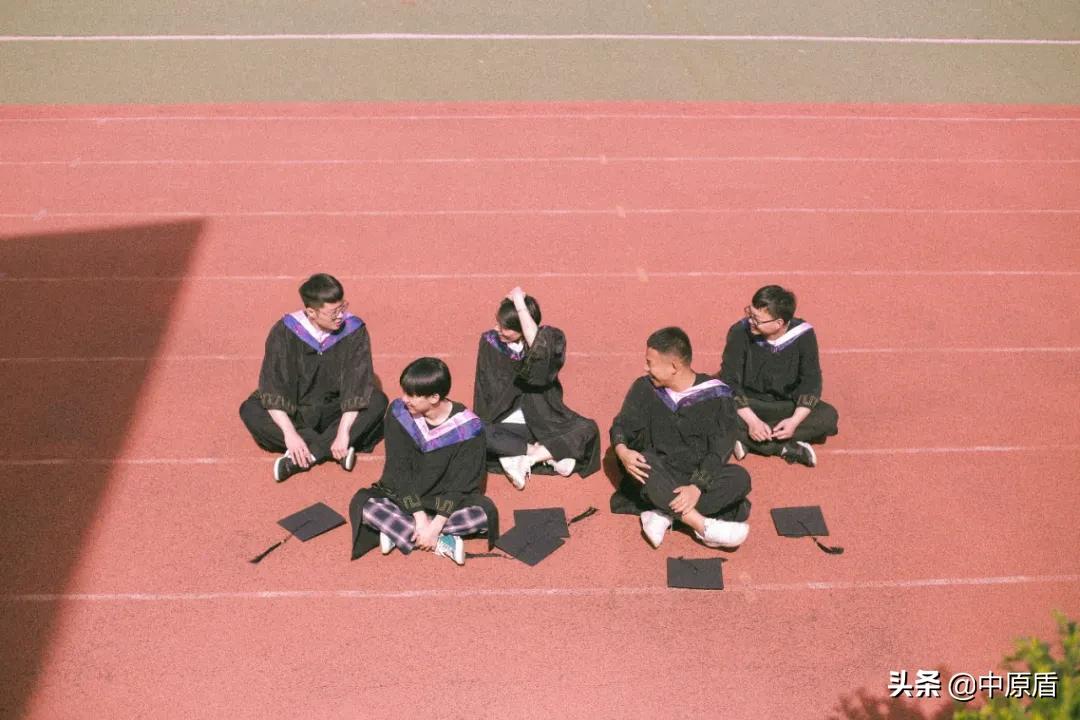 大片来袭！河南各高校凹造型毕业照绝对惊艳到你