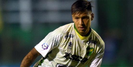 与梅西并列第一的阿根廷球员,梅西与阿根廷国家队小将合影