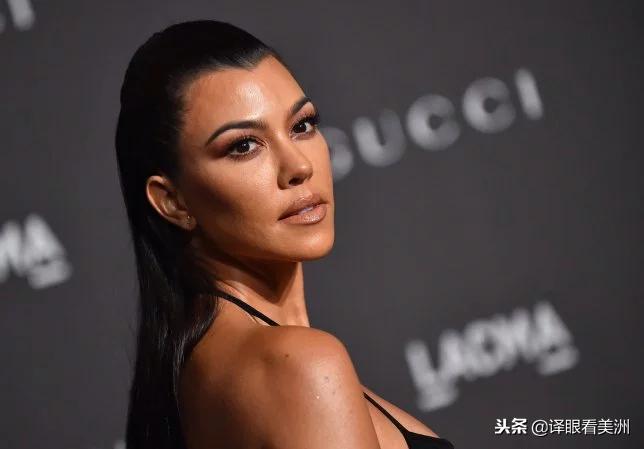 42岁卡戴珊大姐照片,卡戴珊大姐最新街拍