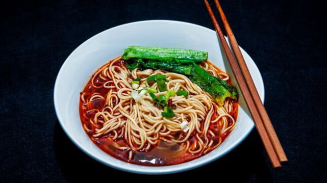 网红重庆小面真的好吃吗,中国特色美食重庆小面
