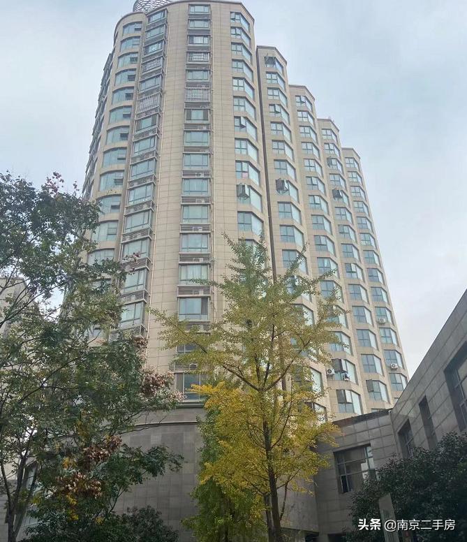 扎心！毗邻地铁，却房价垫底，业主吐槽：户型太奇葩