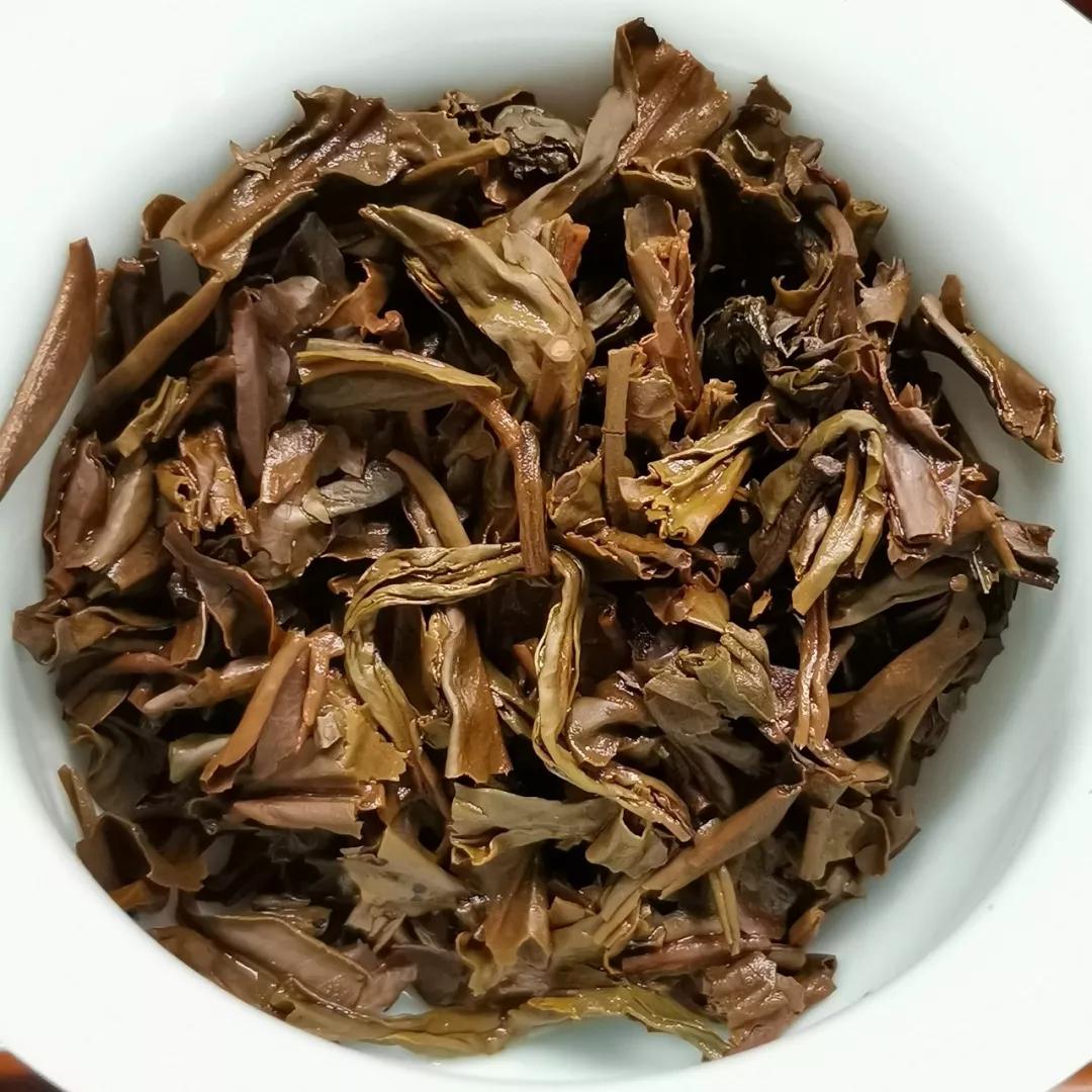 下关特级沱茶纪念版,2003年下关特级沱茶绿色盒装