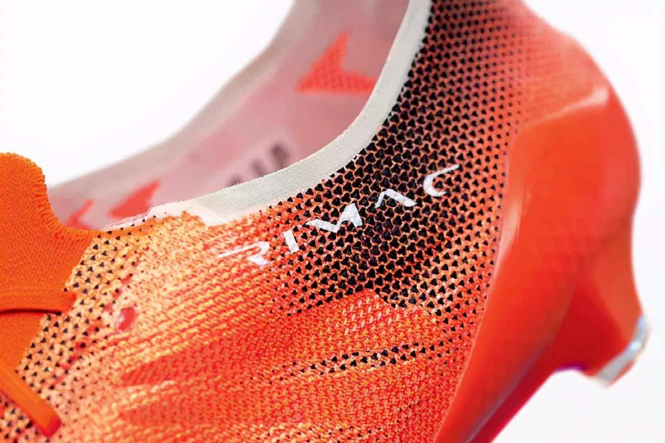 rimac跑车测试,pumaultra足球鞋测评