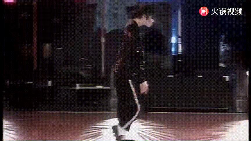 迈克尔杰克逊billiejean1992年演唱会,杰克逊1992年最震撼的演唱会