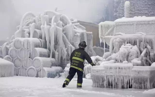 加拿大首都是哪个城市温哥华,加拿大温哥华与维多利亚哪个宜居