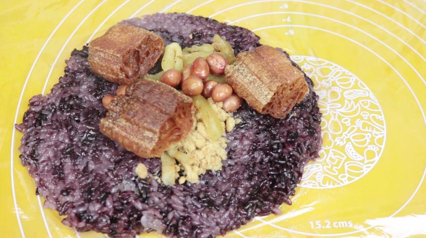 糯米饭卷的糯米如何蒸,糯米蒸肉丸一口一个