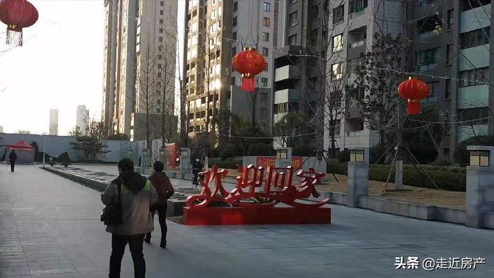 走近房产踩盘：建业十八城，住高品质的建业真的很幸福吗？