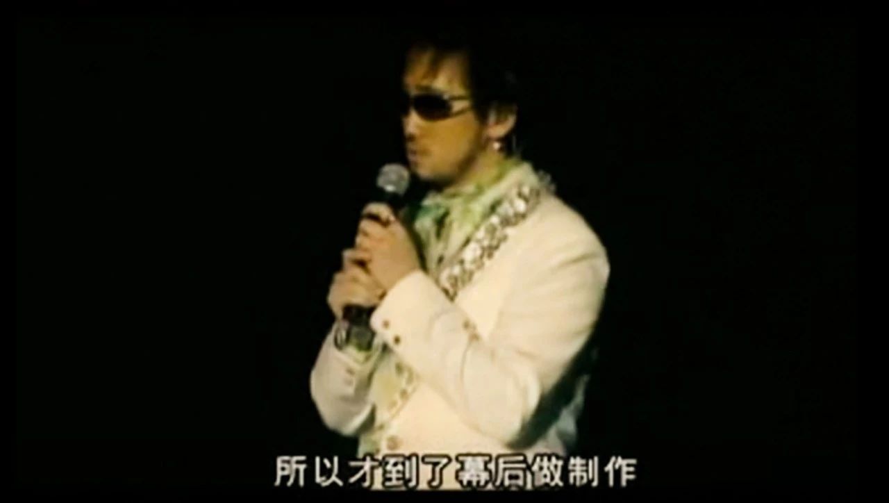 周传雄是值得尊重的乐坛前辈吗,周传雄隐退10年有收入吗