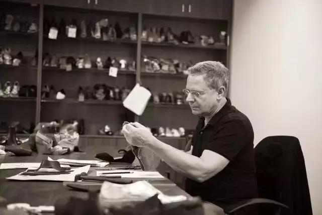 简约时髦短靴,不止是一双鞋子