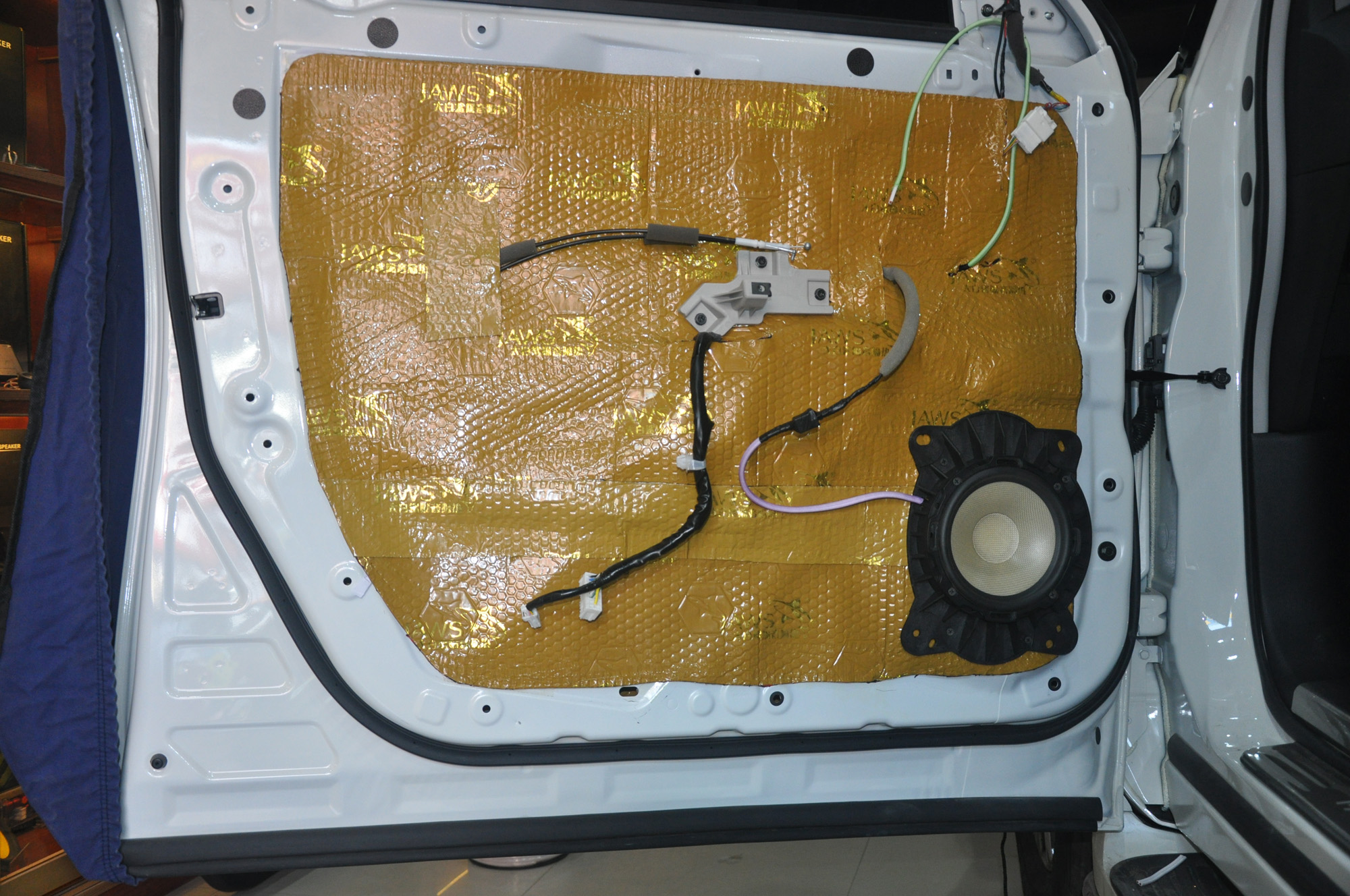 越野越非凡,美国Rockfordfosgate来福音响上车,途乐带你享世界