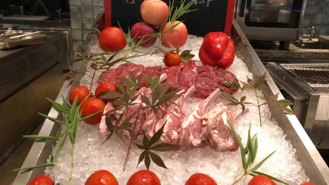 夜游盛世钱塘，赏绚烂灯光秀，打卡杭州钱江新城万豪酒店