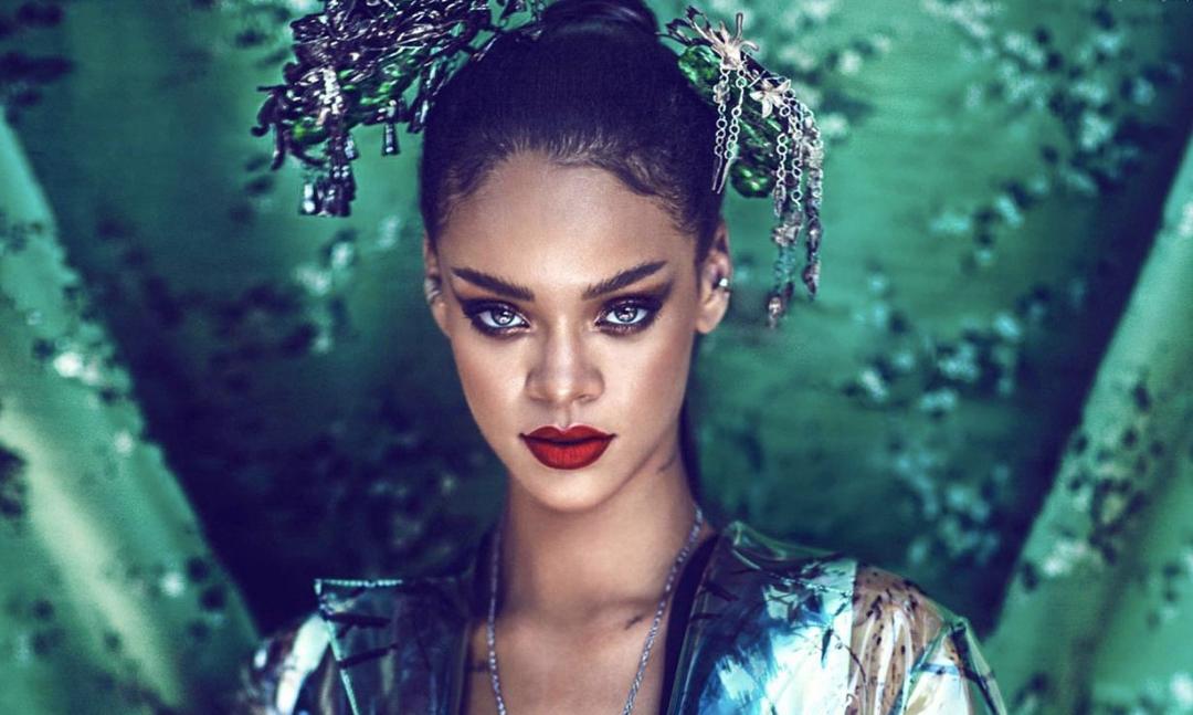 蕾哈娜进军时尚界,时尚美女蕾哈娜