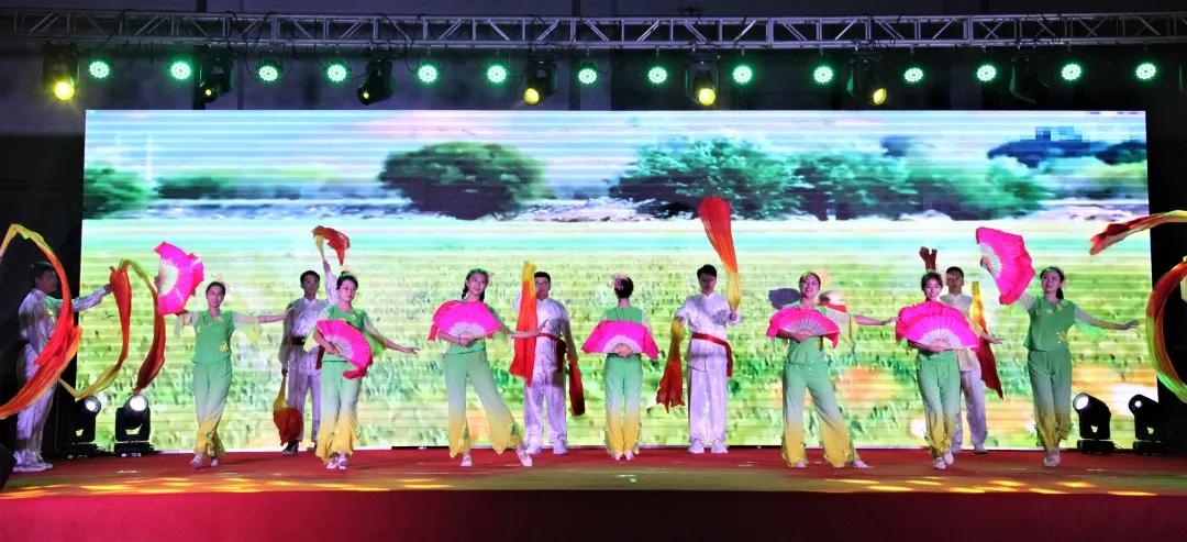 大唐阜新煤制天然气“奋进新时代砥砺再出发”——公司携手新邱区、工程公司举办迎国庆文艺汇演