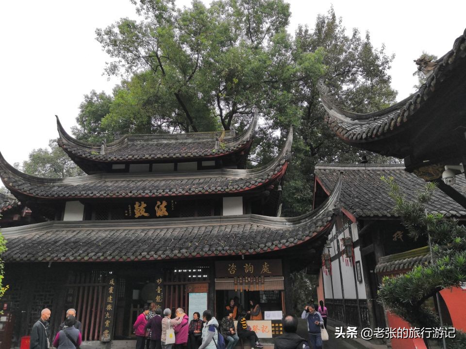 感觉重庆话比成都话好听,重庆与成都差距为什么这么大