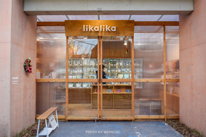 首尔圣水洞oliveyoung,韩国首尔广场打卡景点