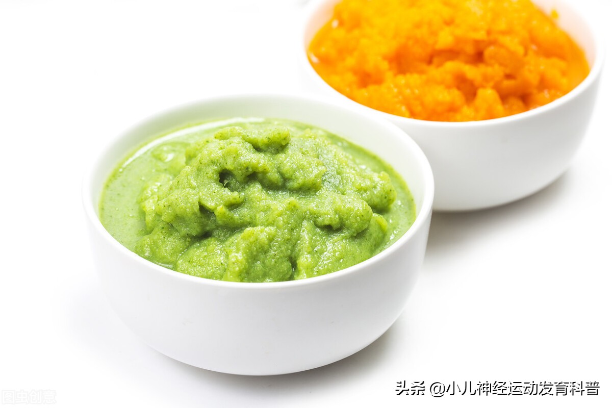 出生五天宝宝正确喂养姿势,婴儿出生5天要注意什么