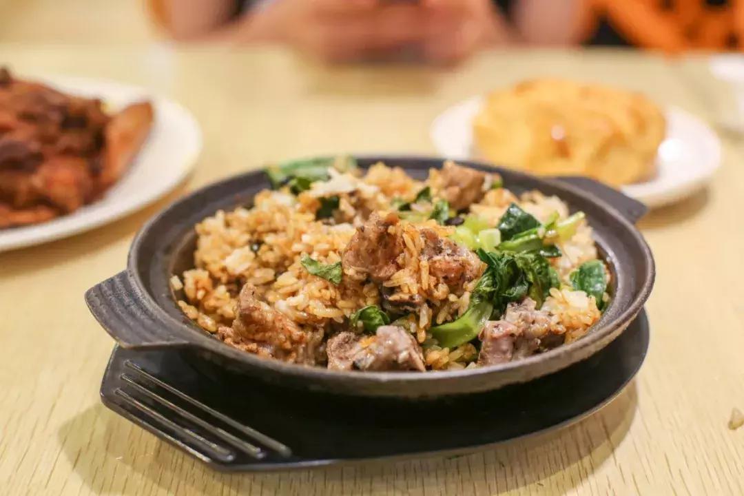 刚开店就被公认不好吃的港式餐厅,人未到齐不要动筷