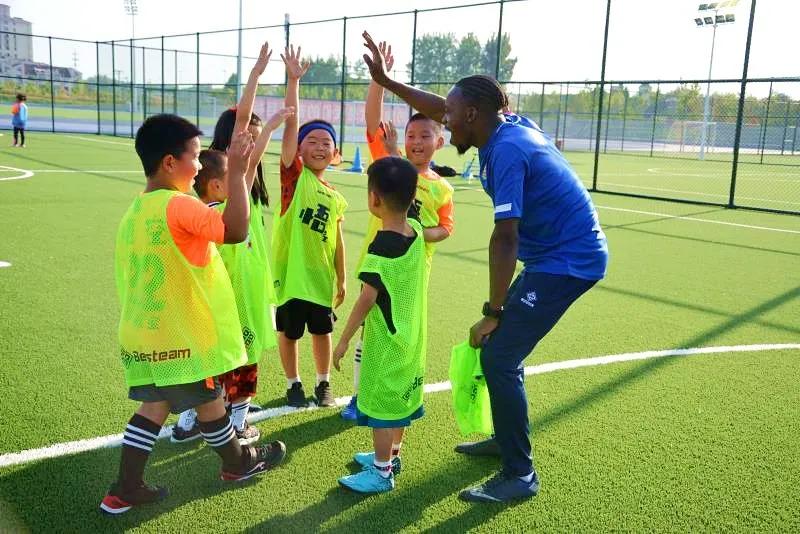 筑家未来|@入驻企业,未来科学城体育场福利来袭