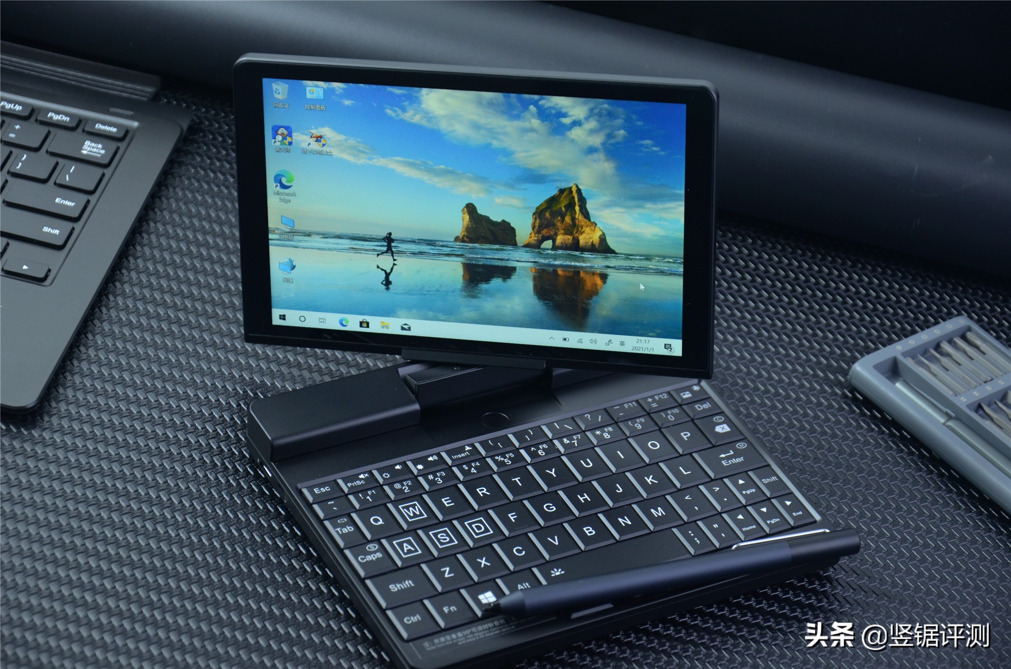 屏幕支持旋转！壹号本“工程师PC”迷你笔记本评测