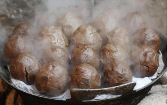 摆摊卖面条的真实收入,摆摊卖面条的真实案例