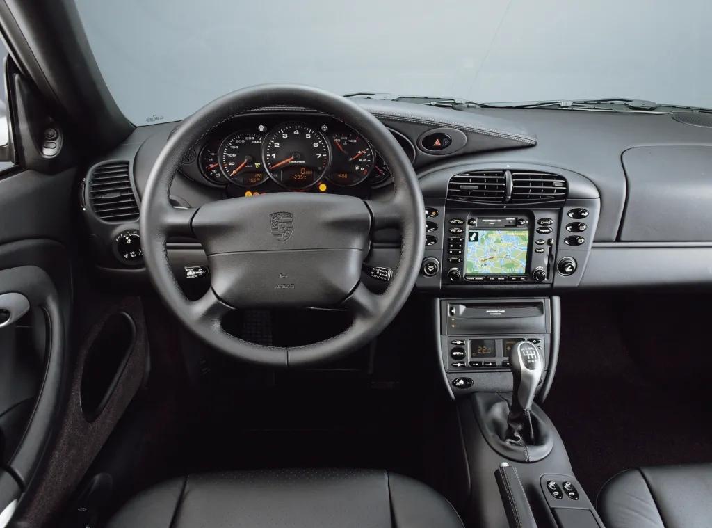 保时捷车友唱歌,保时捷车友