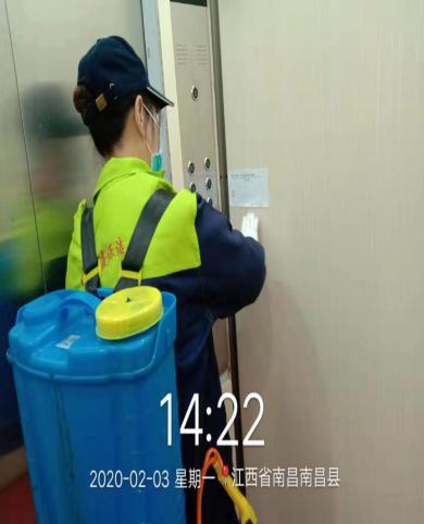 3000余名物业人的坚守,南昌东站300余工人春节坚守岗位