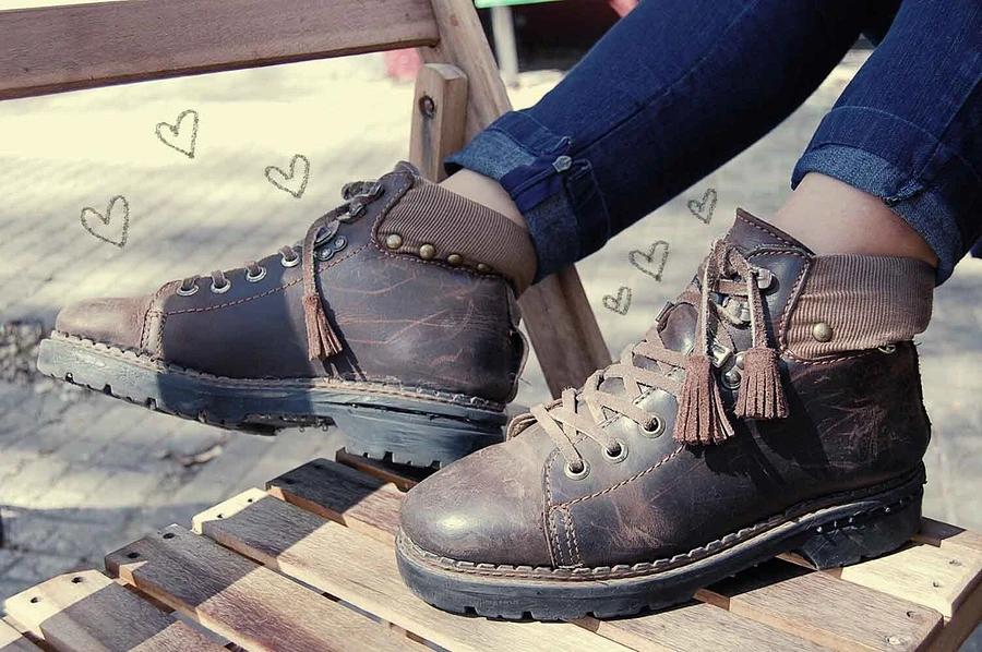 有鞋带的鞋子怎么穿更好看,一双鞋的鞋带