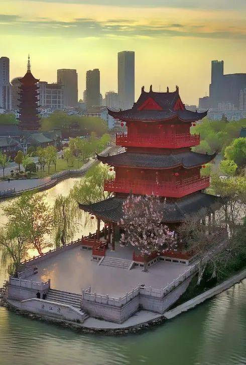 江苏省南京市排名前十的美食,江苏美食排行榜前十名有哪些