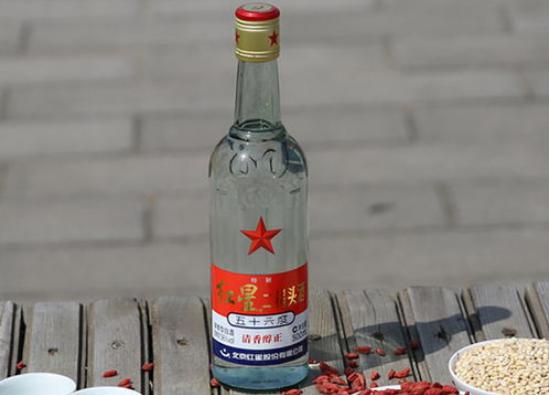 小卖部卖的哪种白酒好喝,几款便宜冷门纯粮白酒