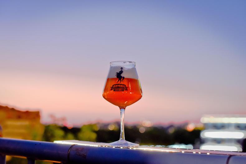 夜厦门，这5家店让你领略厦门夜生活的梦幻