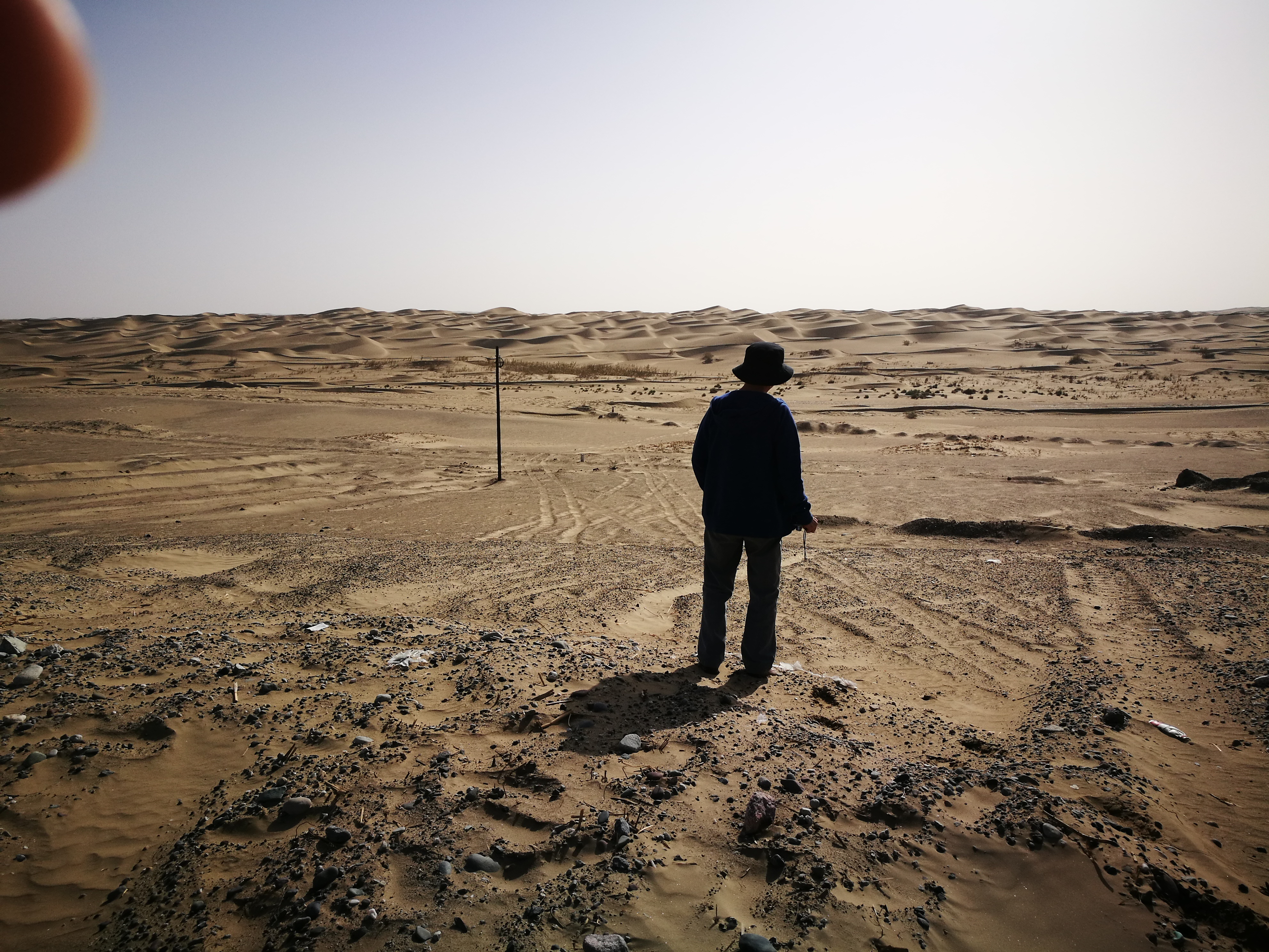 13000公里新手独驾*疆新**日记第23天——塔克拉玛干沙漠陷车自救